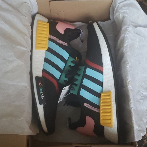Rare Adidas NMD R1 Black/Yellow/Blue Sneakers NWT - Picture 9 of 16